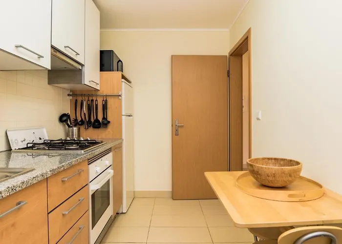 New !! Two Bedroom - Banda Musical アパート